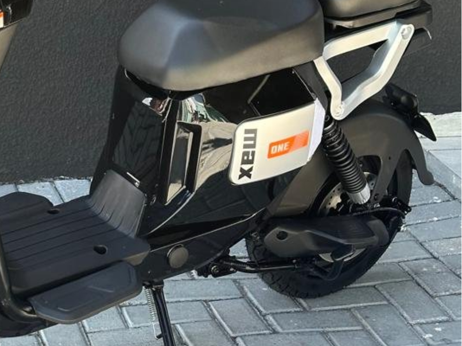 AUTOPROPELIDO ELET. U2-Max 1000W Preto